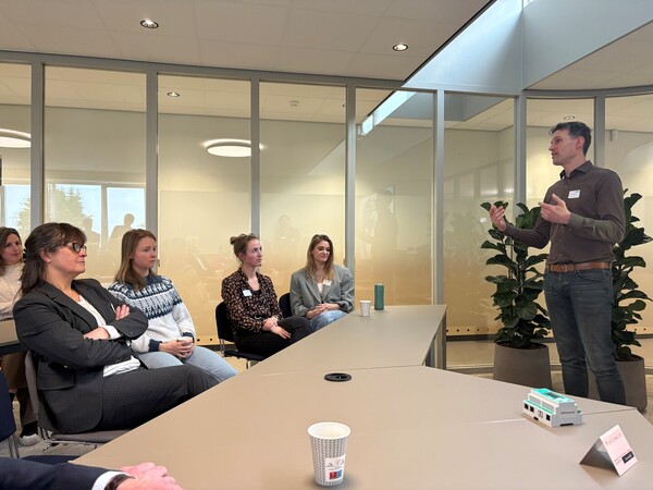 20260315-les-door-aannemer-borst 20260315-les-door-aannemer-borst